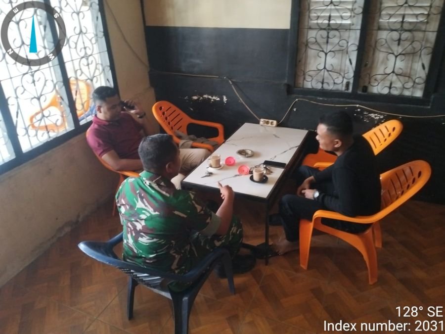Babinsa Sungai Apit Perkuat Komsos dan Cegah Karhutla di Bunsur