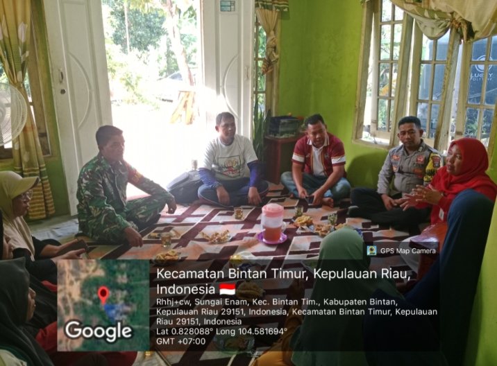 Babinsa Sungai Enam Sosialisasikan Bahaya Narkoba ke Pemuda dan Masyarakat