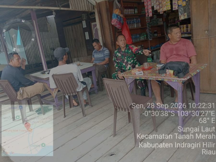 Babinsa Sungai Laut Aktif Komsos, Wujud Kemanunggalan TNI dengan Rakyat
