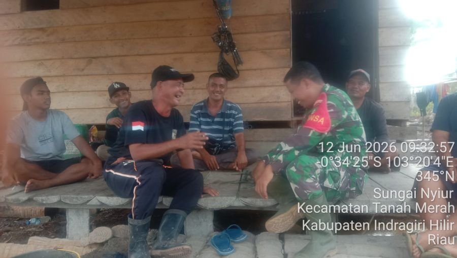 Babinsa Sungai Nyiur Koramil 02/TM, Sosialisasikan Larangan Bakar Lahan ke Warga Sungai Udang