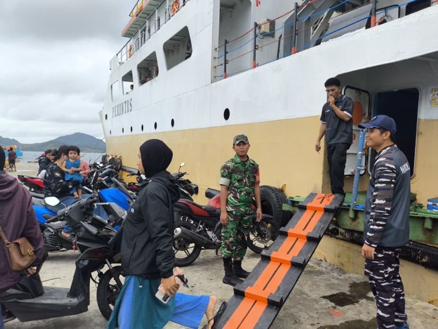 Babinsa Tamblen Pantau Sandarnya Sabuk Nusantara 110