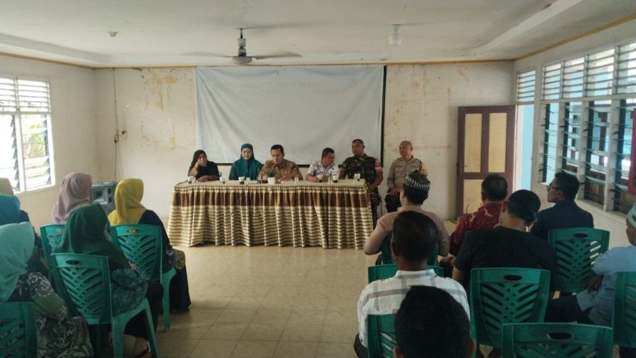 Babinsa Tampan Hadiri Silaturahmi Lurah Baru, Perkuat Sinergi TNI-Polri dan Masyarakat