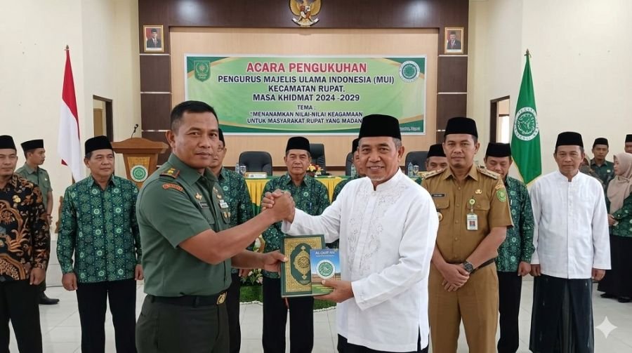 Babinsa Tanah Merah Sisir Tapal Batas, Titik Api Nihil