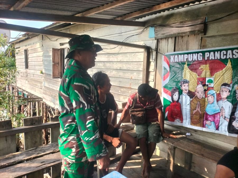 Babinsa Tanamkan Nilai Pancasila di Kampung Penyengat
