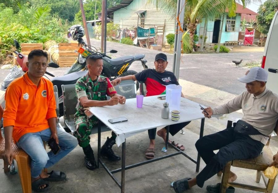 Babinsa Tangkerang Barat Dorong Koordinasi SPPG di Tengah Dampak Kabut Asap