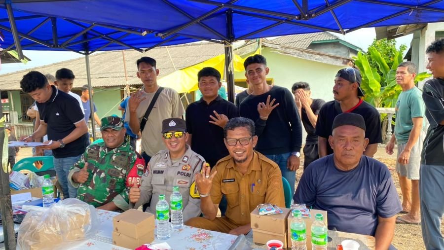 Babinsa Tanjung Unggat Laksanakan Monitoring dan Pengamanan Pertandingan Bola Kaki HUT RI Ke-81