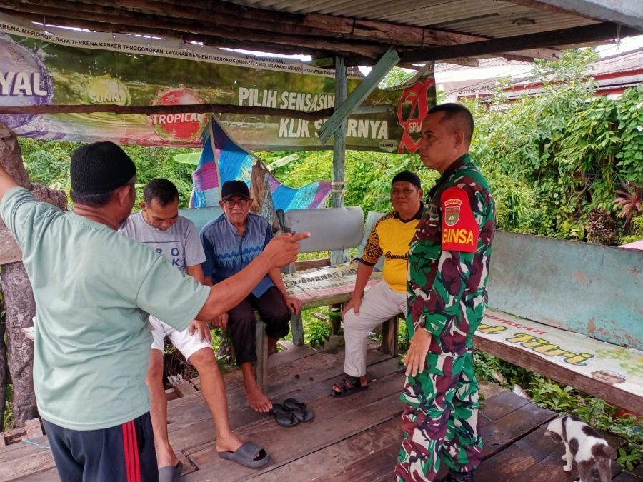 Babinsa Tanjungpinang Barat Perkuat Sinergi Kamtibmas Melalui Komsos Bersama Tokoh Masyarakat Berita