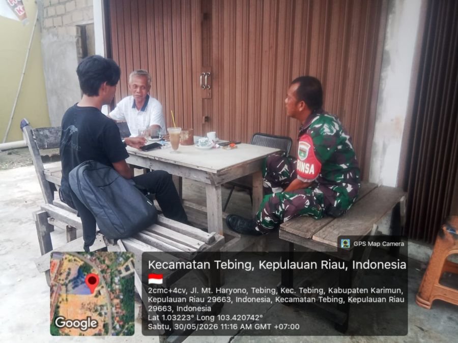 Babinsa Tebing Perkuat Kerukunan Warga Lewat Komsos Humanis