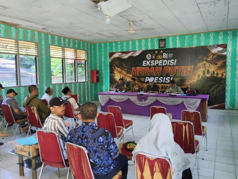 Babinsa Tebing Tinggi Okura Hadiri Musyawarah Pembentukan Panitia Pemilihan Ketua LPM