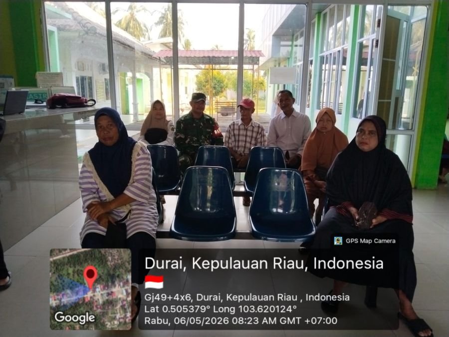 Babinsa Telaga Tujuh Dampingi Lansia, Cek Kesehatan dan Beri Motivasi