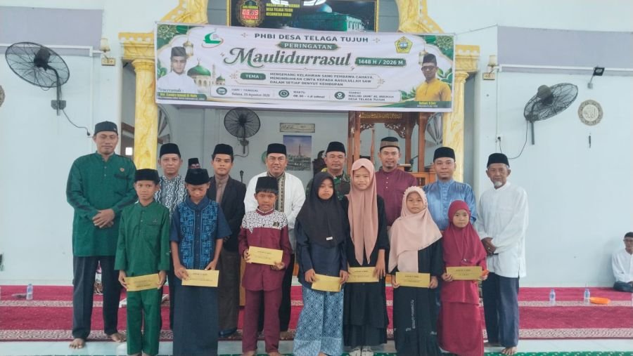 Babinsa Telaga Tujuh Hadiri Maulid Nabi, Perkuat Kedekatan dengan Warga