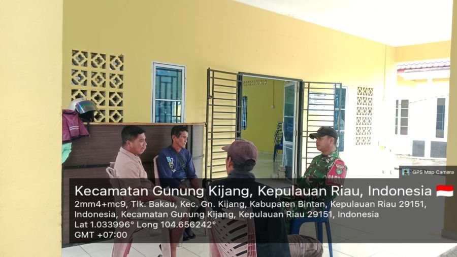 BABINSA TELUK BAKAU HIMBAU WARGA PESISIR WASPADA ANGIN KENCANG DAN OMBAK TINGGI.