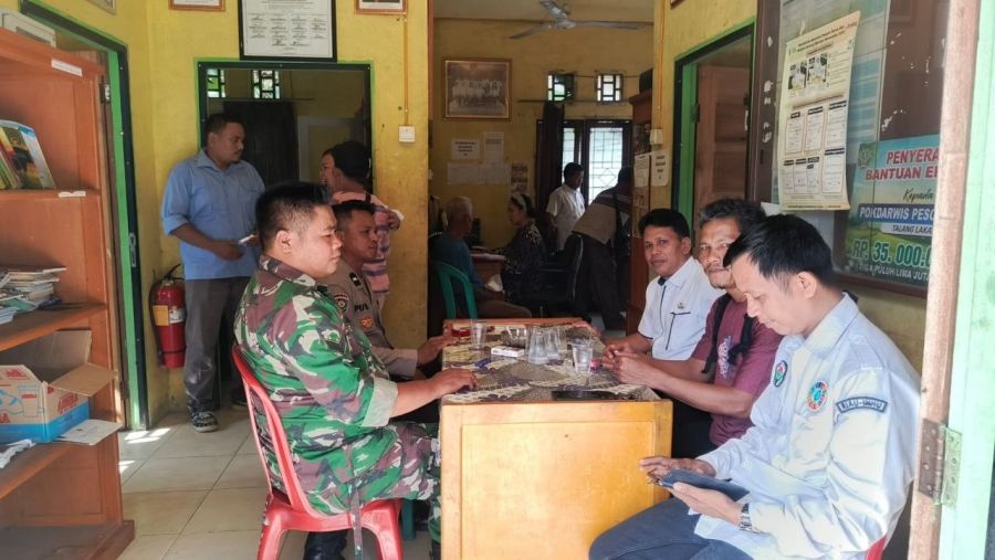 Babinsa Tingkatkan Komsos dengan Perangkat Desa dalam Meningkatkan Kerja Sama