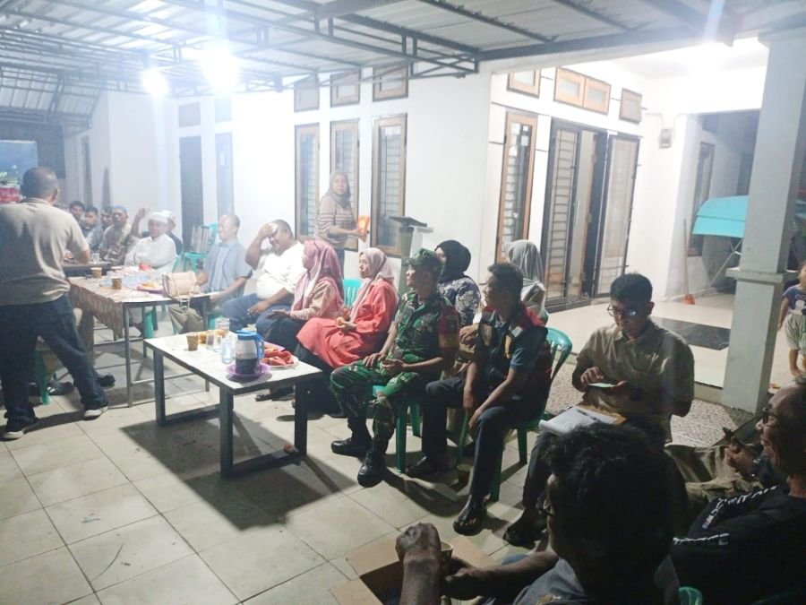 Babinsa Umban Sari Hadiri Pemilihan Ketua Forum RT/RW se-Kelurahan