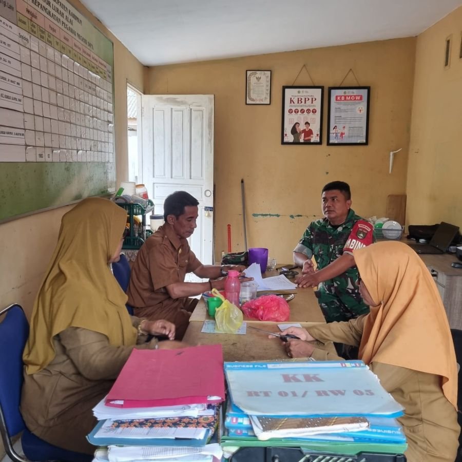 Babinsa Ungar Perkuat Sinergi dengan Lurah Demi Stabilitas Wilayah