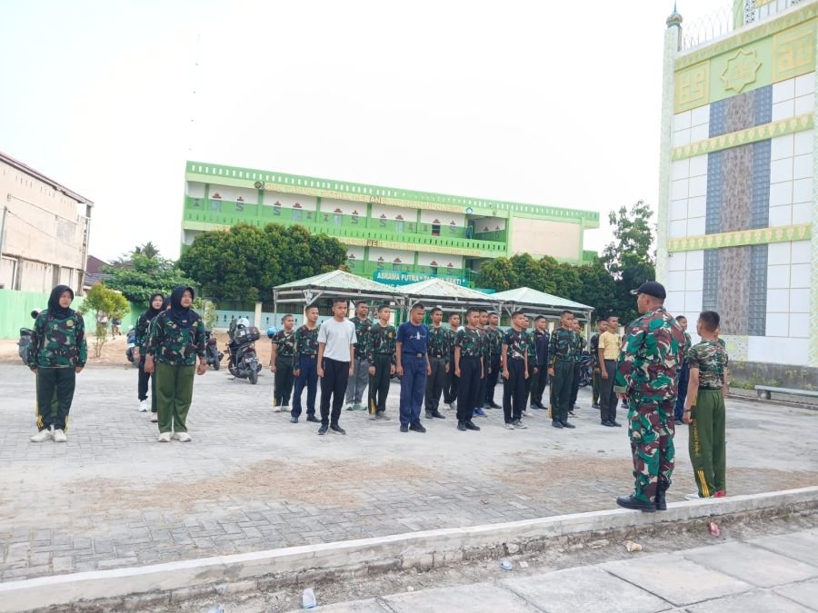 Bangun Karakter Generasi Muda, Babinsa Dorong Pelajar Tumbuhkan Semangat Pantang Menyerah
