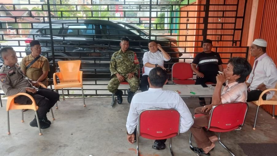 Bangun Kedekatan dengan Warga, Babinsa Sumahilang Perkuat Sinergi Menjaga Kondusivitas Wilayah