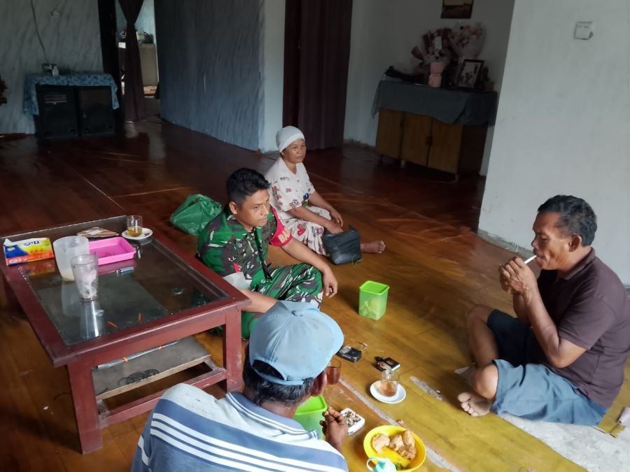 Bangun Kedekatan Tanpa Sekat, Kopka Bambang Suprayogi Gelar Komsos Humanis di Bukit Meranti