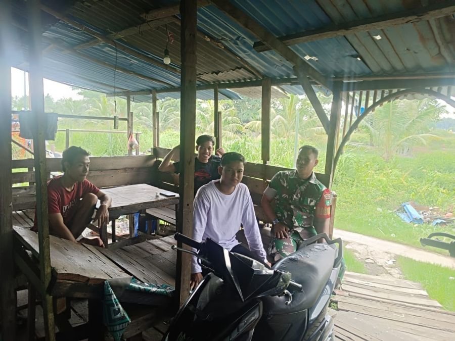 Batuud  Koramil 11/PBR Pererat Silaturahmi dan Kekompakan Bersama Warga Pulau Burung