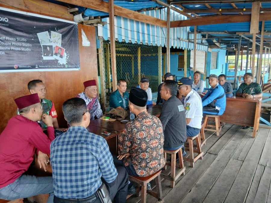 BaTuud Koramil 11/Pulau Burung Perkuat Sinergi dengan Aparat Desa Melalui Komsos