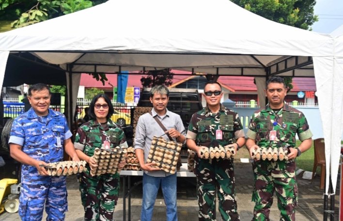 Bazar dan Pasar Murah HUT ke-81 TNI di Lanud Roesmin Nurjadin Disambut Antusias Masyarakat