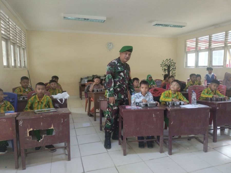 BERJALAN LANCAR, PROGRAM MBG JANGKAU 3.041 PENERIMA DI KECAMATAN PINGGIR
