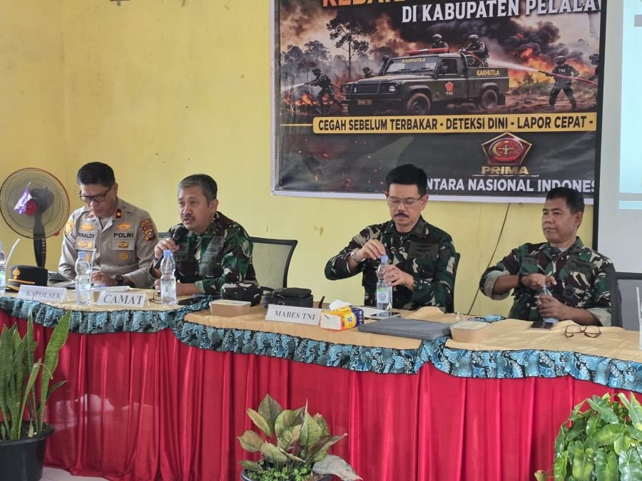 Brigjen Dedy Zulkifli Pimpin Penyuluhan Karhutla di Sorek Satu