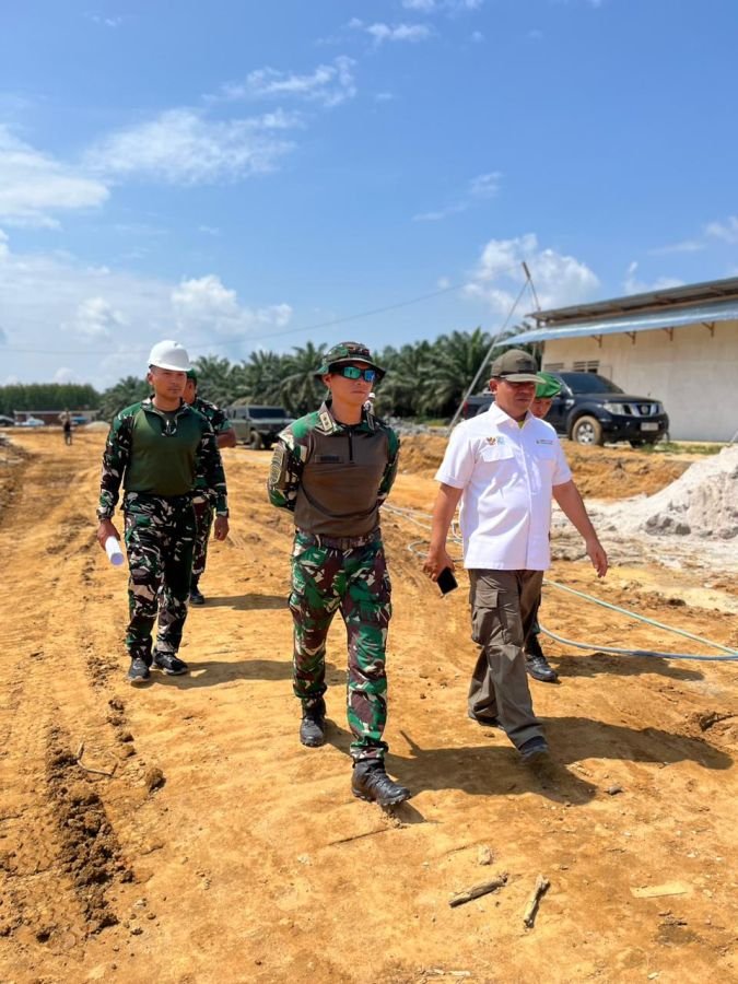 Brigjen TNI (Pur) Danu Sucipto Kunjungi Marseling Area Yonif TP 898/PC