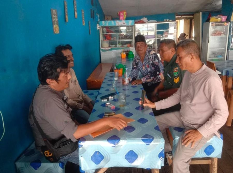 Cegah Gesekan Sosial, Babinsa 01/Tembilahan Serma Nuryadi Ingatkan Pentingnya Kerukunan Warga
