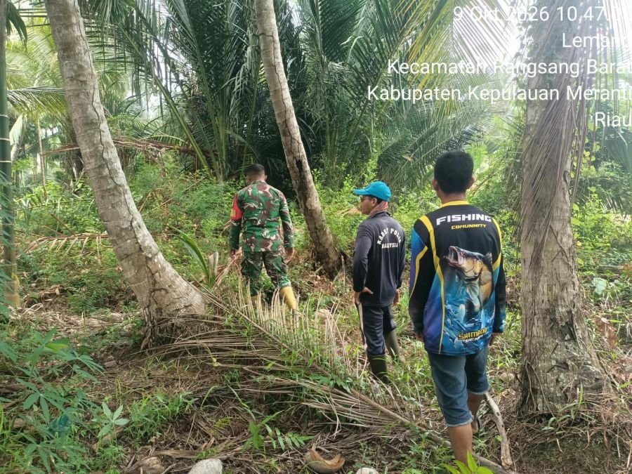 Cegah Karhutla, Babinsa Koramil 02/TT Bersama MPA Sisir Desa Lemang