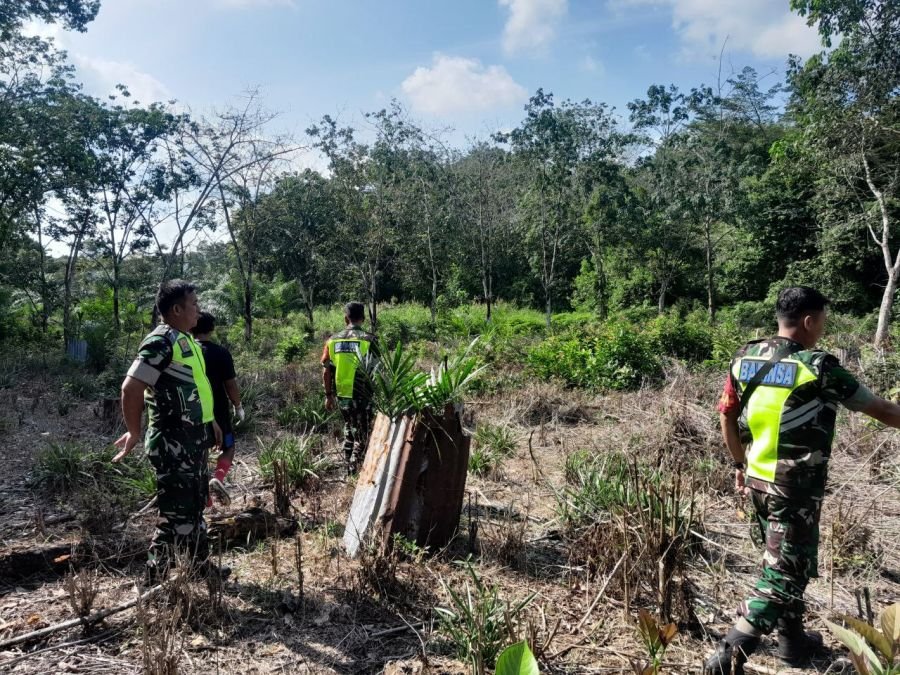 Cegah Karhutla, Babinsa Koramil 02/KT Pantau Wilayah Banjar Benai