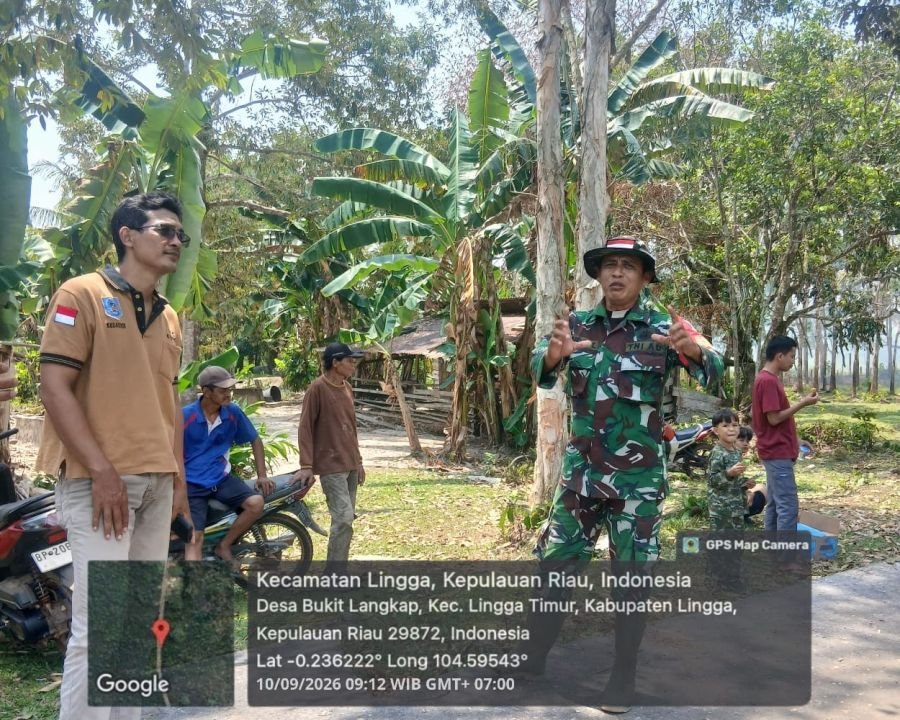 Cegah Karhutla, Babinsa Koramil 05/Daik Imbau Warga Bukit Langkap Tidak Bakar Lahan Sembarangan