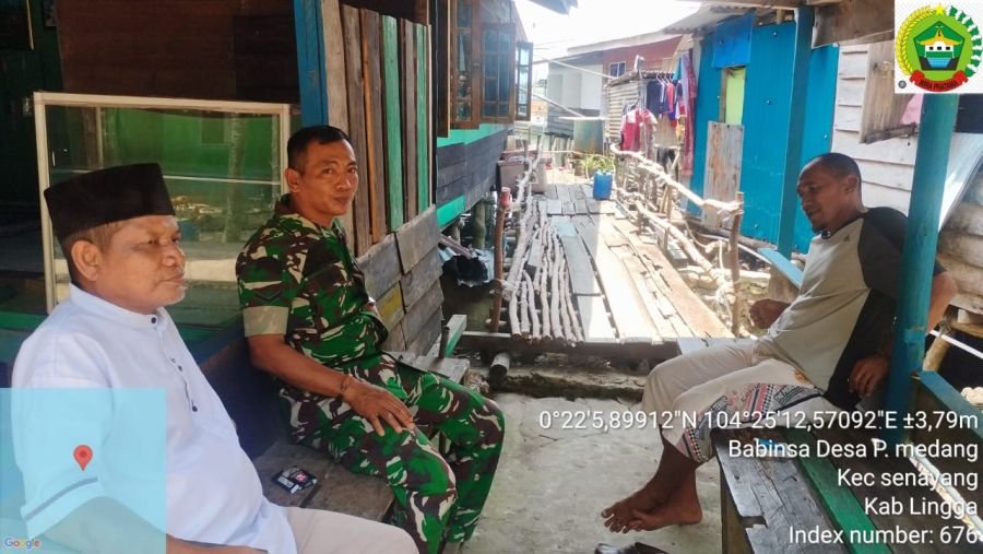 Cegah Karhutla, Babinsa Koramil 06/Senayang Bangun Sinergi Bersama BPD dan Ketua RT