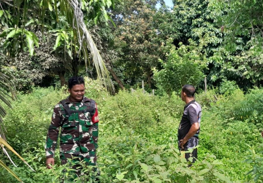 Cegah Karhutla, Babinsa Koramil 06/Merbau Patroli Wilayah Rawan di Desa Baran Melintang