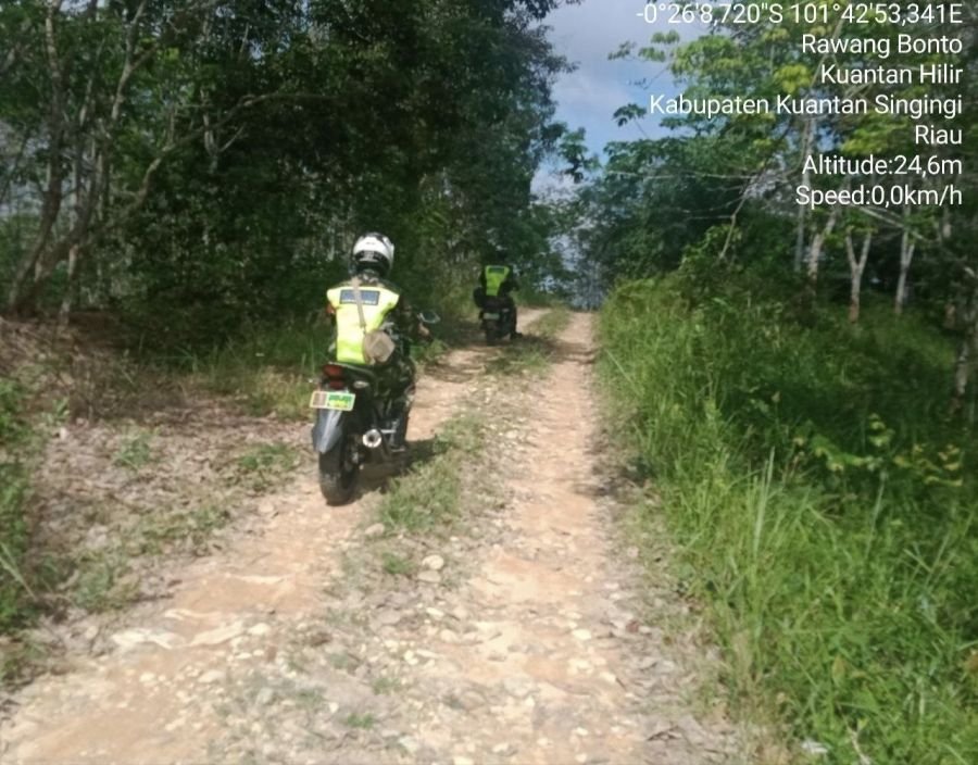 Cegah Karhutla Babinsa Ramil 07/KH Gelar Patroli Lahan Rawan Kebakaran