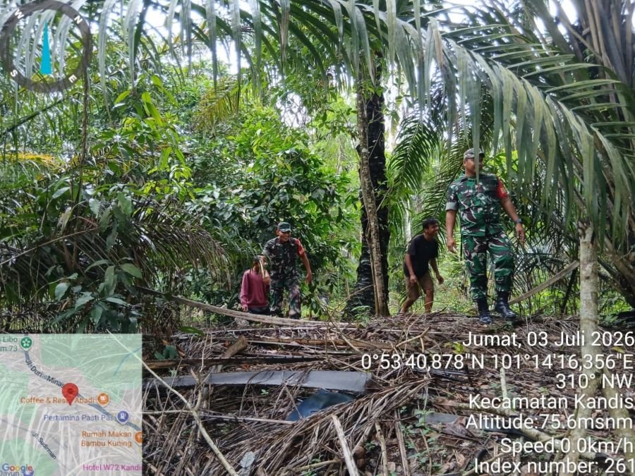 Cegah Karhutla, Babinsa Sisir Rawan Api di Kandis