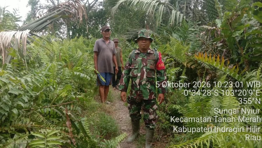 Cegah Karhutla, Babinsa Sungai Nyiur Koramil 02/TM Patroli Tapal Batas