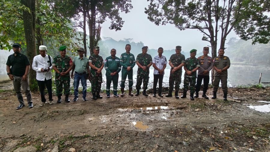 Cegah Karhutla di Rokan Hulu, Tim Mabes TNI Sosialisasi dan Tinjau Embung di Kecamatan Tandun