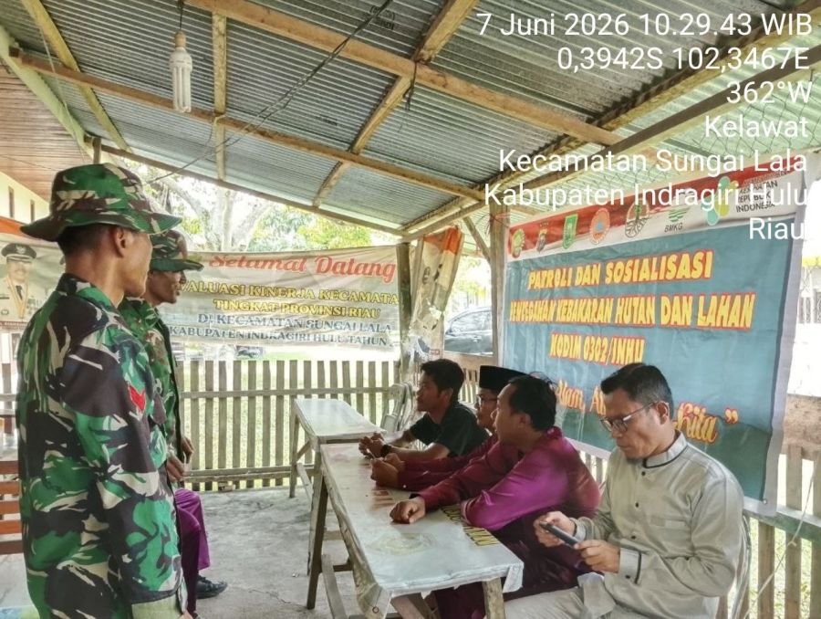 Babinsa Sungai Lala Perketat Patroli Karhutla di Desa Kelawat