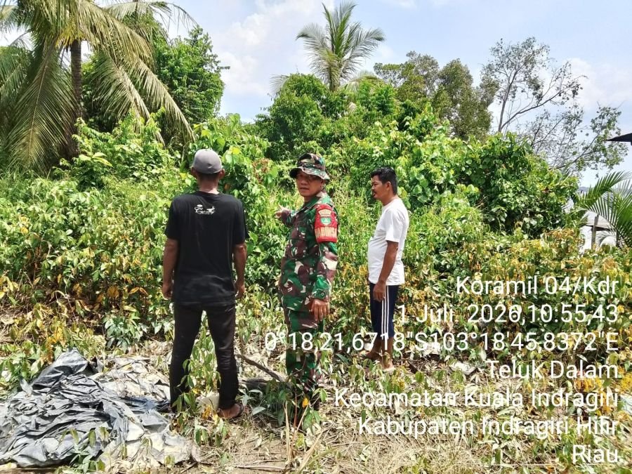 Cegah Karhutla Sejak Dini, Babinsa 04/Kuindra Rutin Patroli Tapal Batas