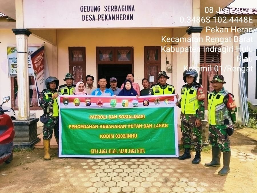 Cegah Kebakaran Hutan, Babinsa Koramil 01/Rengat Gencarkan Patroli dan Sosialisasi Karhutla
