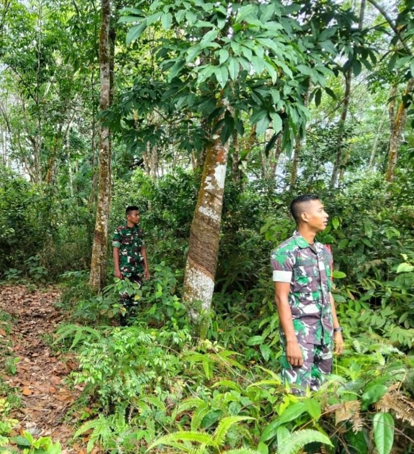 Cegah Kebakaran Hutan dan Lahan, Babinsa Ajak Masyarakat Peduli Lingkungan