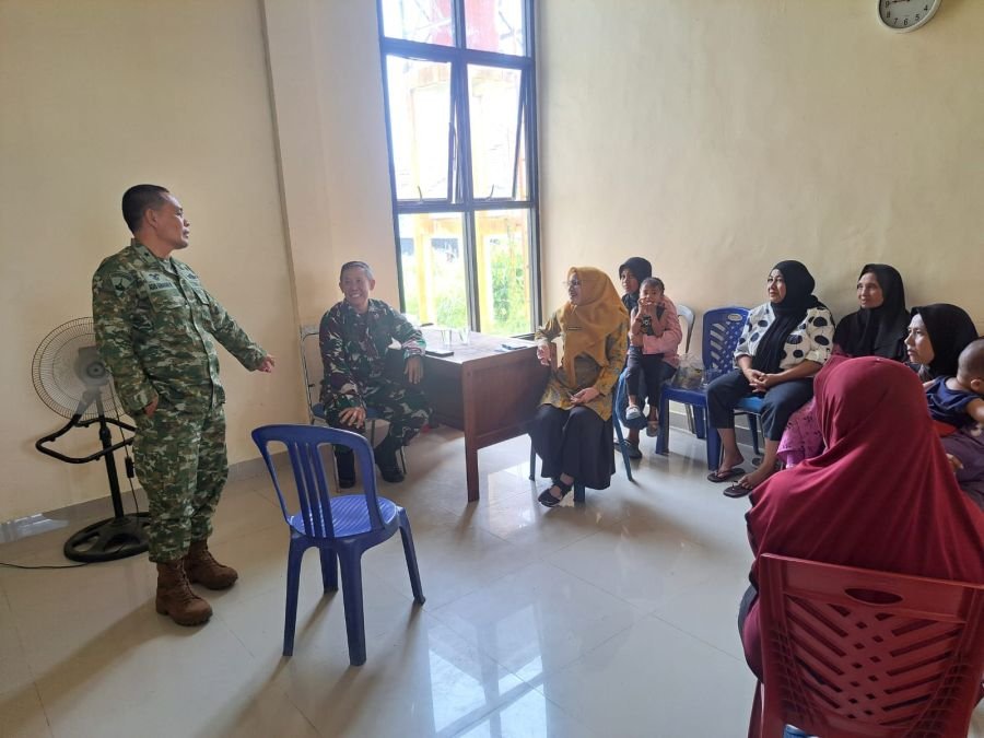 Cegah Kebakaran Hutan dan Lahan, Tim Mabes TNI Sosialisasi Bahaya Karhutla di Tembilahan