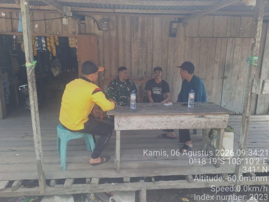 Cegah Penyakit, Babinsa Koramil 02/TM Gencar Himbau Warga Jaga Kebersihan