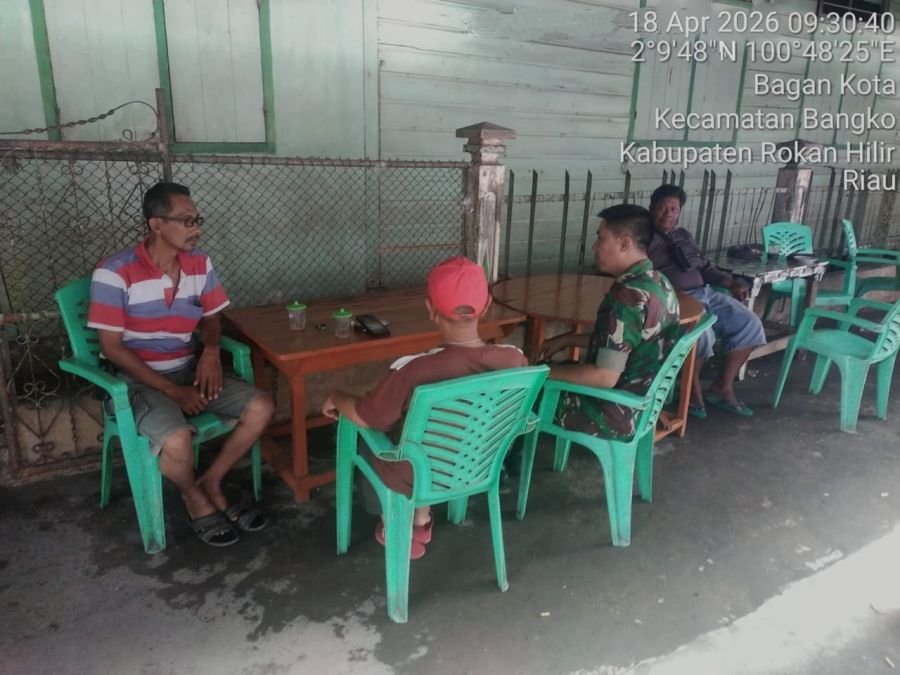 Cegah Peredaran Narkoba, Babinsa Koramil 01/Bangko Ajak Warga Perketat Pengawasan Keluarga