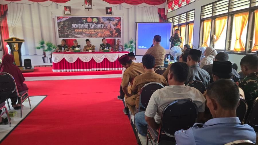Cegah Karhutla Meluas, Mabes TNI  Edukasi 57 Warga Logas Tanah Darat