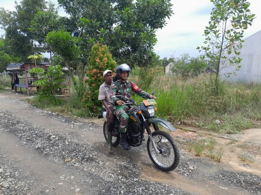 Cuaca Panas, Babinsa Intensif Patroli dan Edukasi Warga Cegah Karhutla