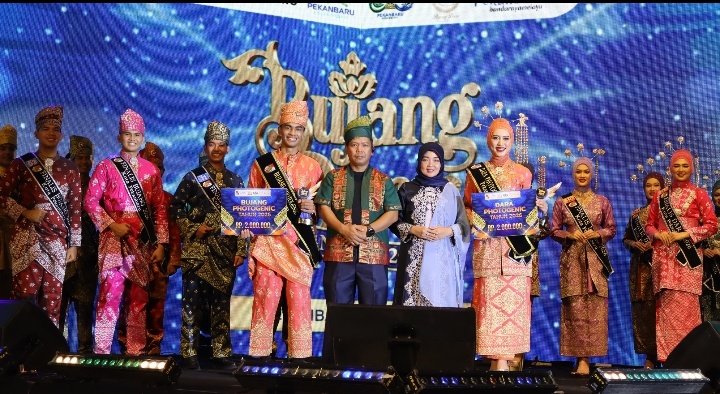 Dandim 0301/Pekanbaru Hadiri Grand Final Bujang Dara Pekanbaru 2026
