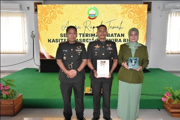 Dandim 0301/Pekanbaru Hadiri Sertijab dan Tradisi Korps Kasiter Kasrem 031/Wira Bima