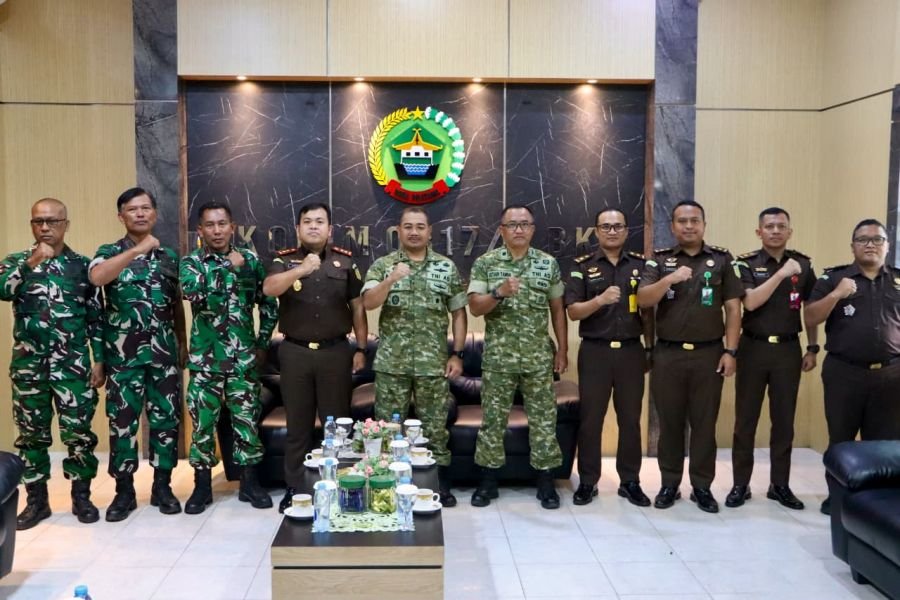 Dandim Karimun Perkuat Sinergi Hukum Saat Kajari Sambangi Makodim